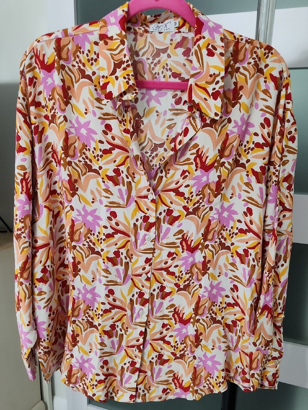 ANNA KAY Floral Print Button-Up Blouse in Pink, Brown, Yellow and Red